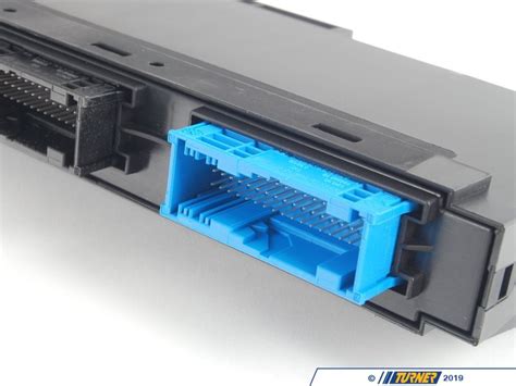 bmw e90 junction box electronics|BMW junction box opening.